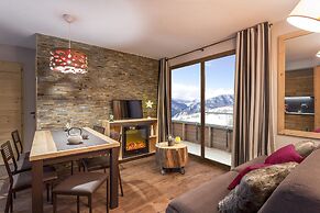 Charming Apartment With Pool in Tignes