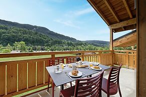 Apartment in Samoens With Pool & Spa