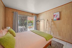 5 BR Jacuzzi 12 Mins to Disney Knotts