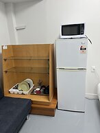 2 Double 1 Single 2 Sofa Beds - Suite 6
