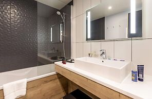Apartment in Le Corbier With Heated Pool