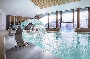 Apartment in Le Corbier With Heated Pool