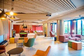 Apartment in Le Corbier With Heated Pool