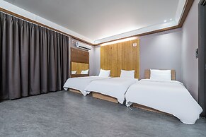 SKYHOTEL