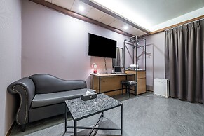 SKYHOTEL