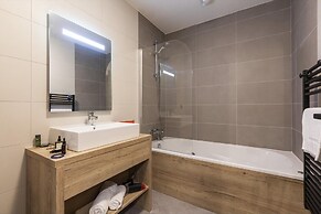 Apartment in Samoens With Spa & Pool