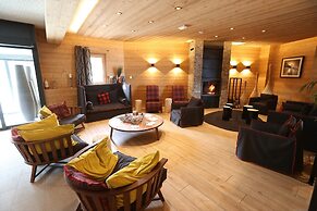 Apartment in Les Menuires With Spa & Ski Access