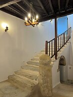 15th Cent. Katharsis Retreat Naxos Old T