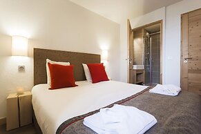 Apartment in Les Menuires With Spa & Pool