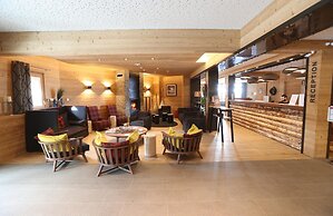 Apartment in Les Menuires With Spa Access