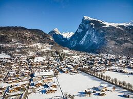 Apartment in Samoens With Spa and Pool