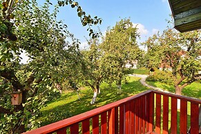 Large Holiday Home With a Beautiful Garden