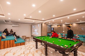 goSTOPS PLUS Gurugram Baani Square