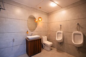 goSTOPS PLUS Gurugram Baani Square