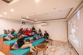 goSTOPS PLUS Gurugram Baani Square