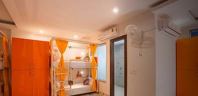 goSTOPS PLUS Gurugram, Baani Square