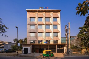 goSTOPS PLUS Gurugram Baani Square