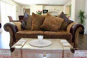 Nelly Daly's Barn - Sleeps 6 - Brand New - Parking