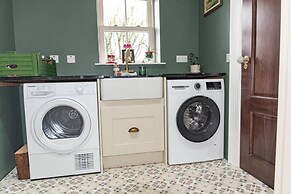 Nelly Daly's Barn - Sleeps 6 - Brand New - Parking