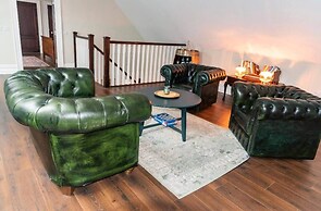 Nelly Daly's Barn - Sleeps 6 - Brand New - Parking