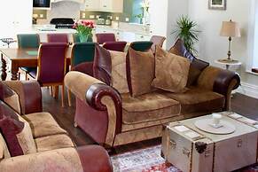 Nelly Daly's Barn - Sleeps 6 - Brand New - Parking