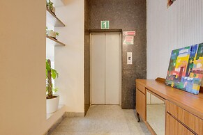 Cosy Stays at HBR Layout