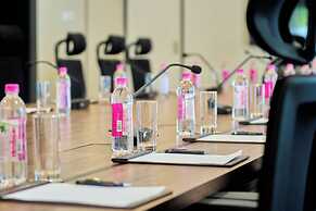 SHULEM BOUTIQUE HOTEL