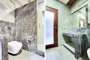 Mordern Rooftop Restro and Pool at Udaipur