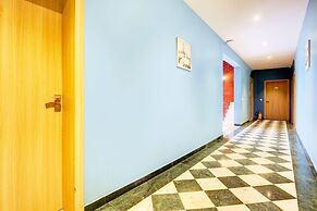 Mordern Rooftop Restro and Pool at Udaipur