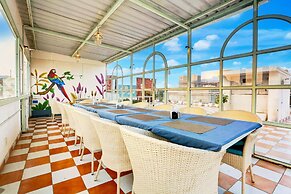 Mordern Rooftop Restro and Pool at Udaipur