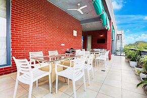 Mordern Rooftop Restro and Pool at Udaipur