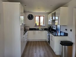 Luxury Dog Friendly Cottage - Golf & Spa Breaks