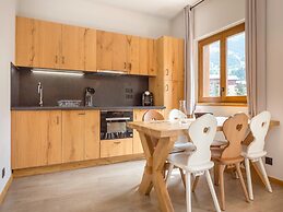 Pet-friendly Holiday Home With Scenic Views