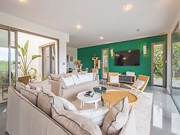 Villa 4 Bedrooms 8 PAX
