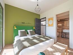 Villa 4 Bedrooms 8 PAX