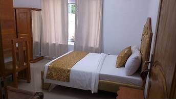 Chateau Mbeka'a Paris