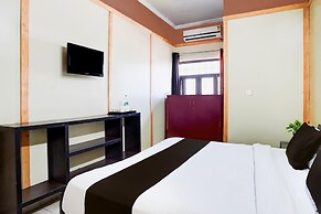 Mordern Room Ballaupur Chowk Dehradun