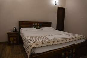 Sultanpur Resorts