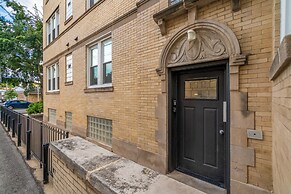 Cozy 1-Bedroom Apt with In-Unit Laundry