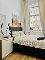 5BR Apt 10min to Matzleinsdorfer