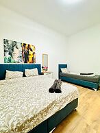 5BR Apt 10min to Matzleinsdorfer