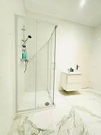 5BR Apt 10min to Matzleinsdorfer