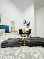 5BR Apt 10min to Matzleinsdorfer