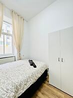 5BR Apt 10min to Matzleinsdorfer