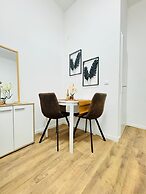 5BR Apt 10min to Matzleinsdorfer