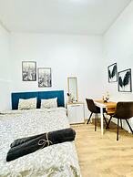 5BR Apt 10min to Matzleinsdorfer