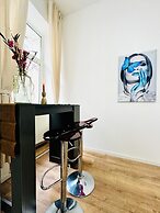 5BR Apt 10min to Matzleinsdorfer