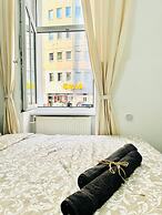 5BR Apt 10min to Matzleinsdorfer