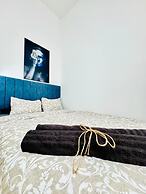 5BR Apt 10min to Matzleinsdorfer