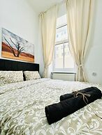 5BR Apt 10min to Matzleinsdorfer